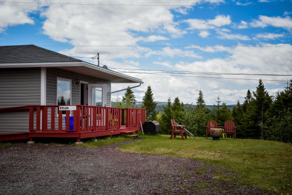 Dylan Cottage - Oceanfront Rental
